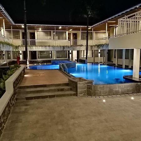 Arkeo Hotel Бандунг Екстер'єр фото